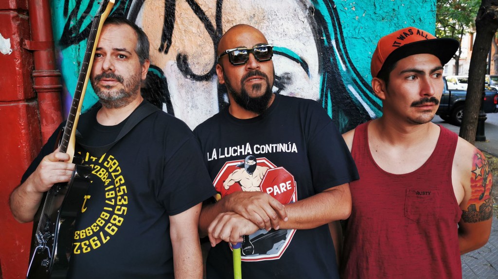 Tonto Pero Feo se prepara para celebrar sus 15 años con show en&nbsp;vivo