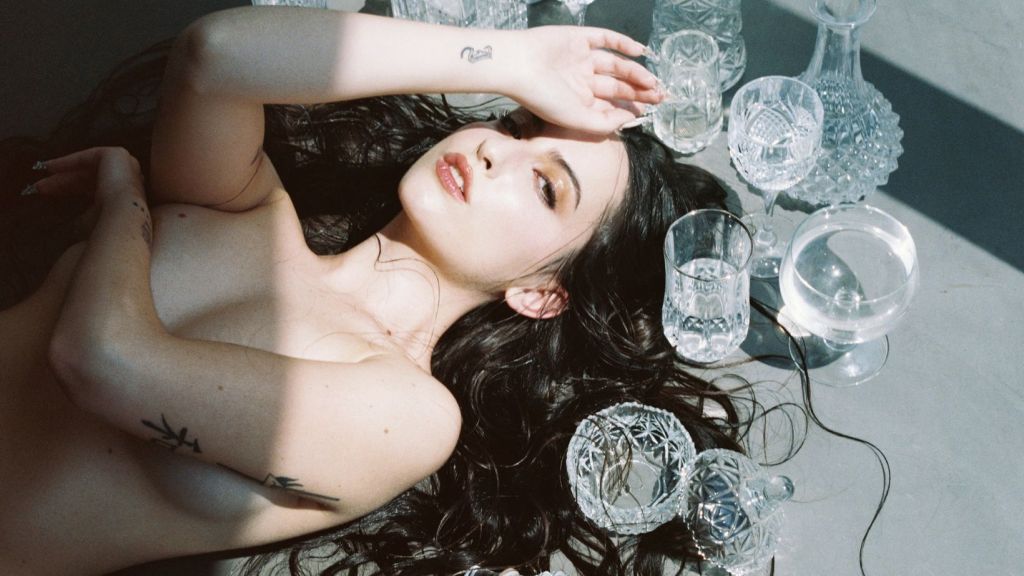 Shirel lanza su LP debut:&nbsp;Cristal