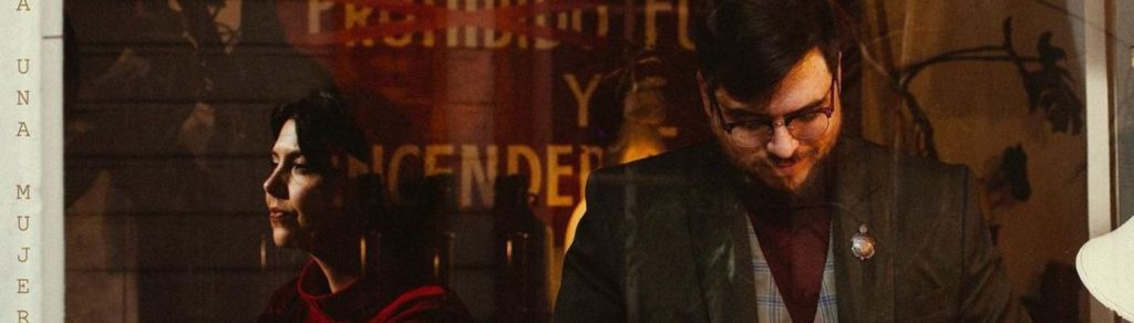 Amigos por Conveniencia debuta con “Bolero para una mujer&nbsp;millenial”