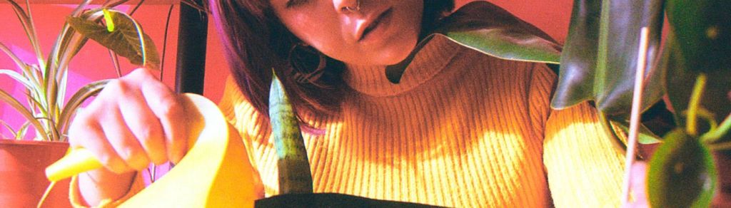 Floresalegría adelanta su segundo álbum con&nbsp;“Plástico”