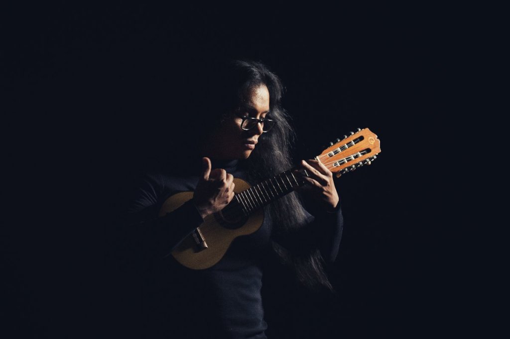 Paisajes andinos y vanguardia sonora: El artista ayacuchano Brageiki estrena&nbsp;‘Pawanayki’