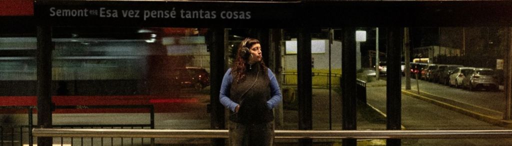 Semont y Franuli convierten la sobrecarga emocional en catarsis pop con “Tanta información (voy a&nbsp;vomitar)”