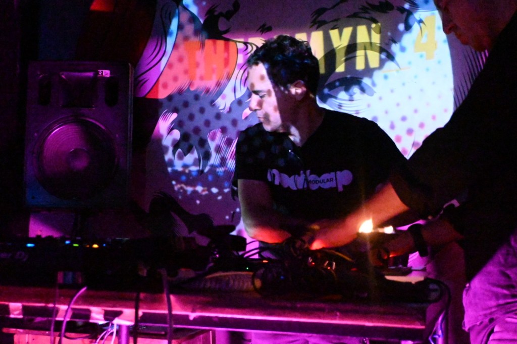 THEREMYN_4 presenta «El Escapista» y anuncia la llegada de un nuevo álbum para 2026